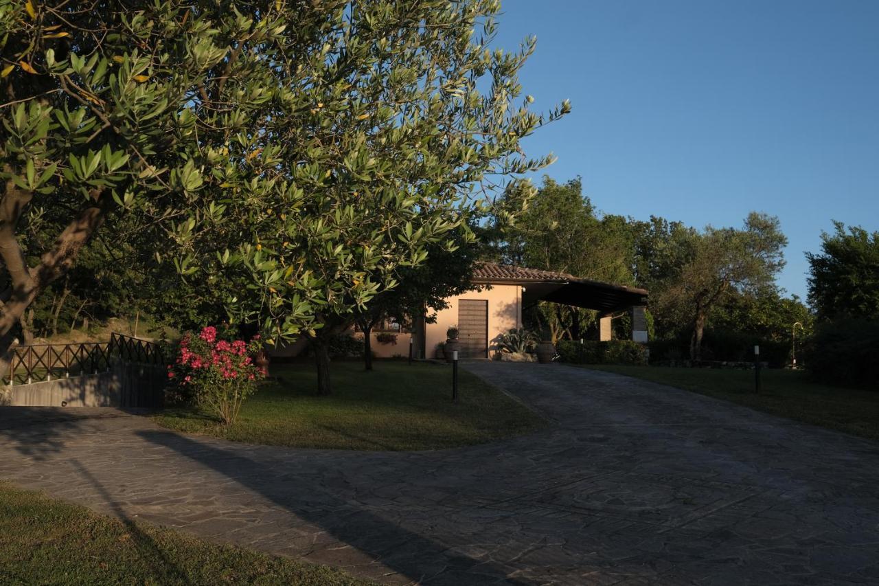 Casa Vacanze Colonnata Gubbio Exteriör bild