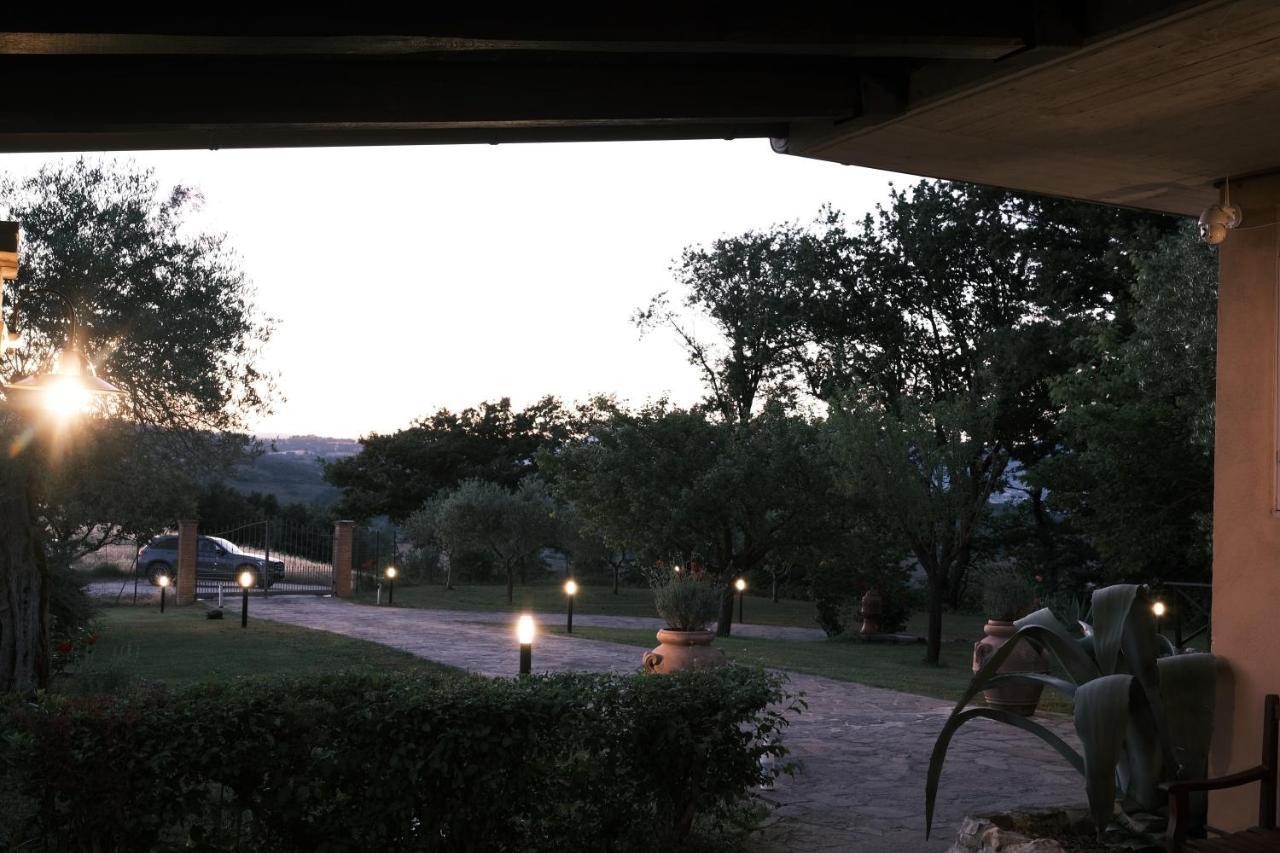 Casa Vacanze Colonnata Gubbio Exteriör bild