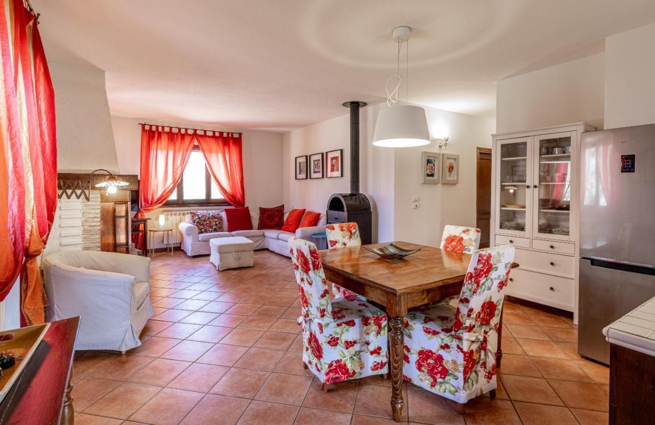 Casa Vacanze Colonnata Gubbio Exteriör bild